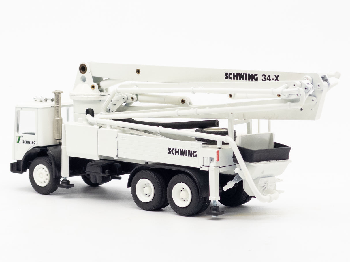 060 - Conrad Mack MR w/ Schwing KUM34X Concrete Pump