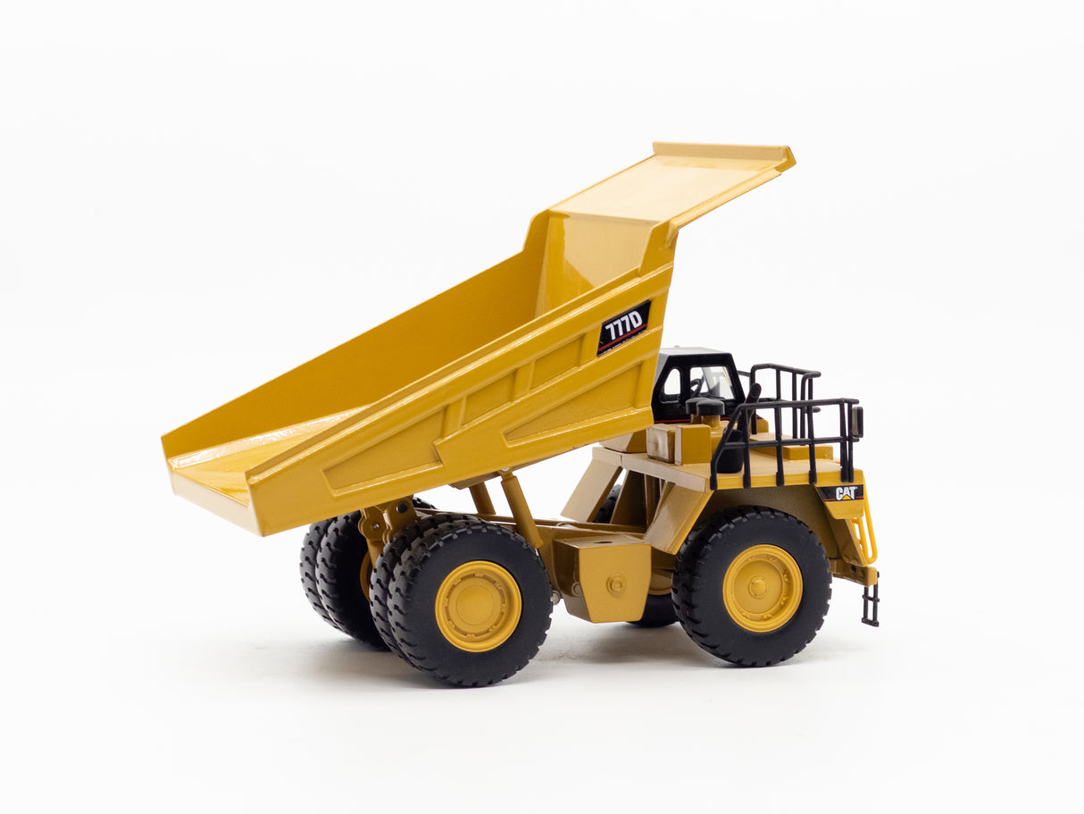 071 - Norscot Cat 777D Dump Truck