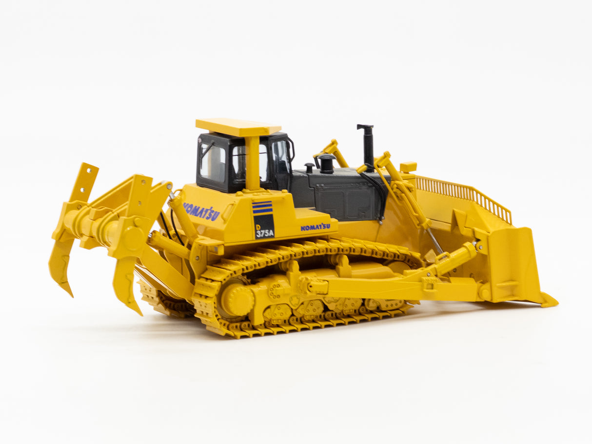 075 - First Gear Komatsu D375 Dozer