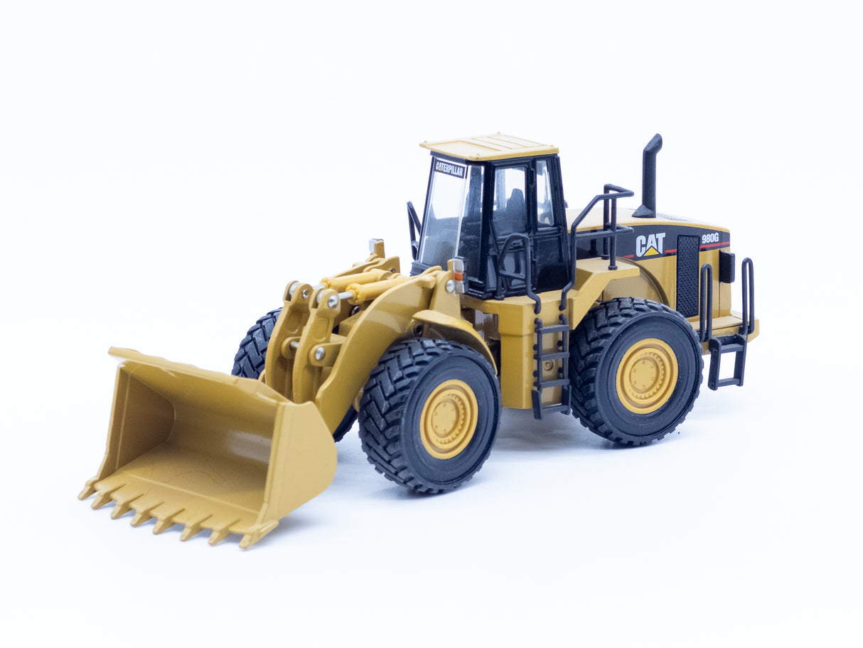 097 - Norscot Cat 980G Loader