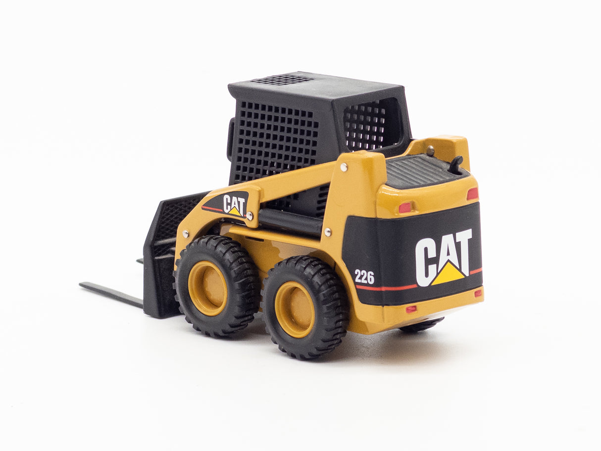 099 - Norscot Cat 226 1/32 Scale