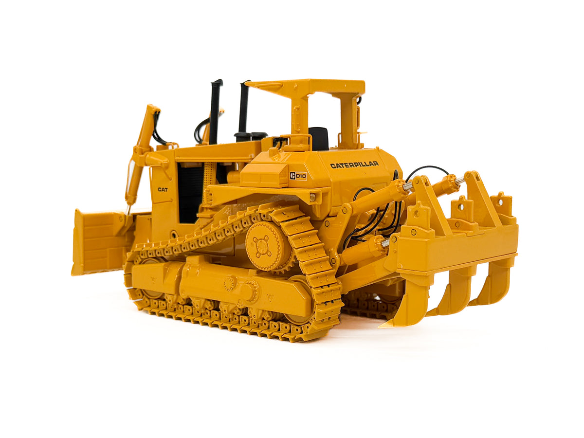 1/48 Scale CCM Cat D10 Push Dozer