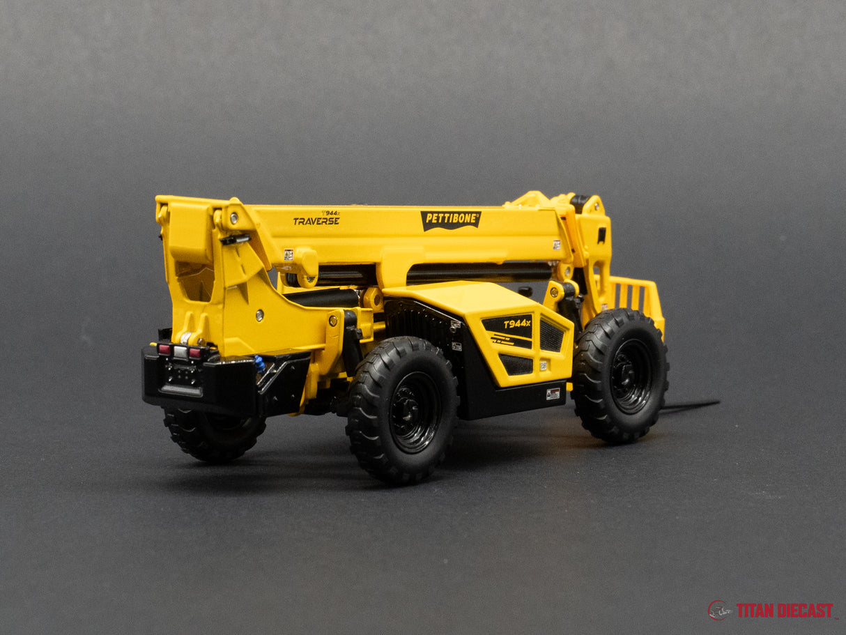 1/50 Scale Weiss Brothers Pettibone Traverse T944X Telehandler