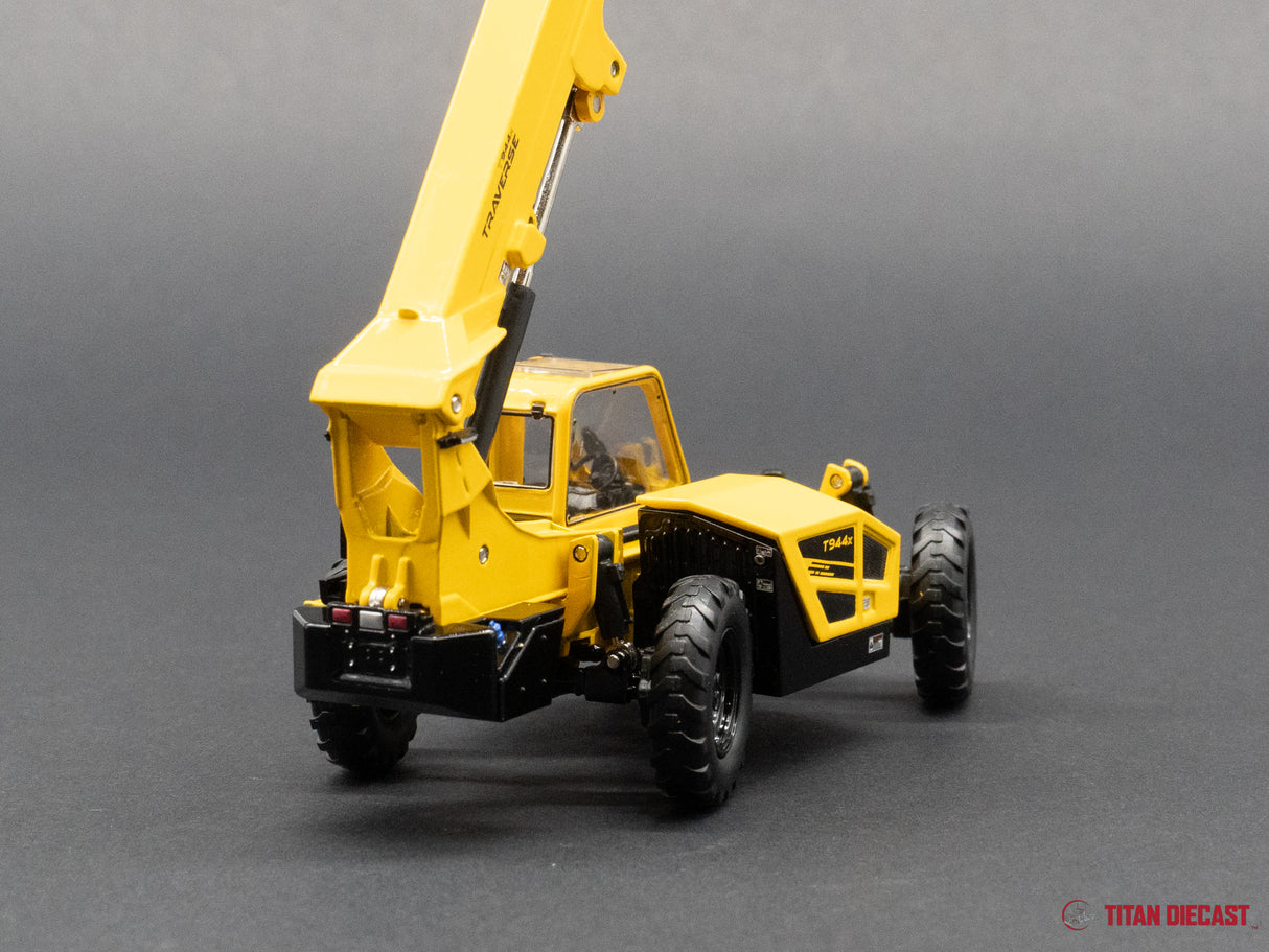 1/50 Scale Weiss Brothers Pettibone Traverse T944X Telehandler