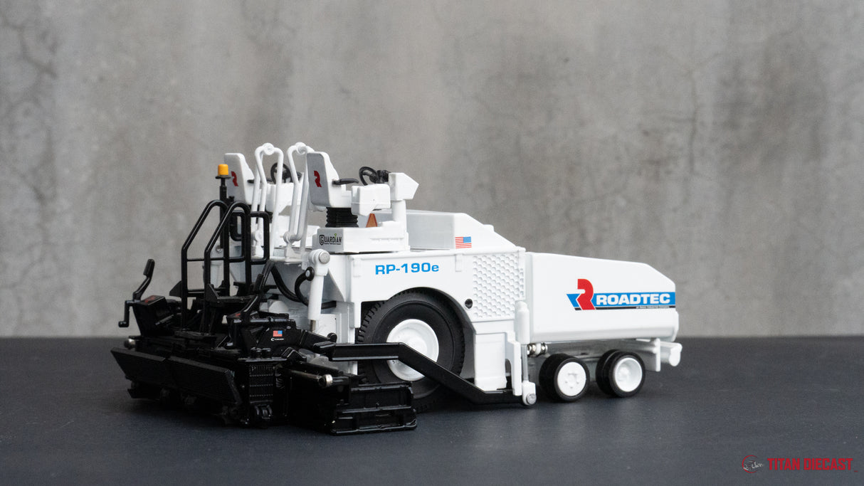 USED, NO BOX - 1/50 First Gear Roadtec RP190E Paver