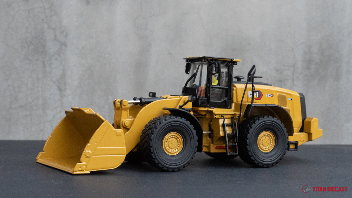 USED, NO BOX - 1/50 DM Cat 982XE Wheel Loader