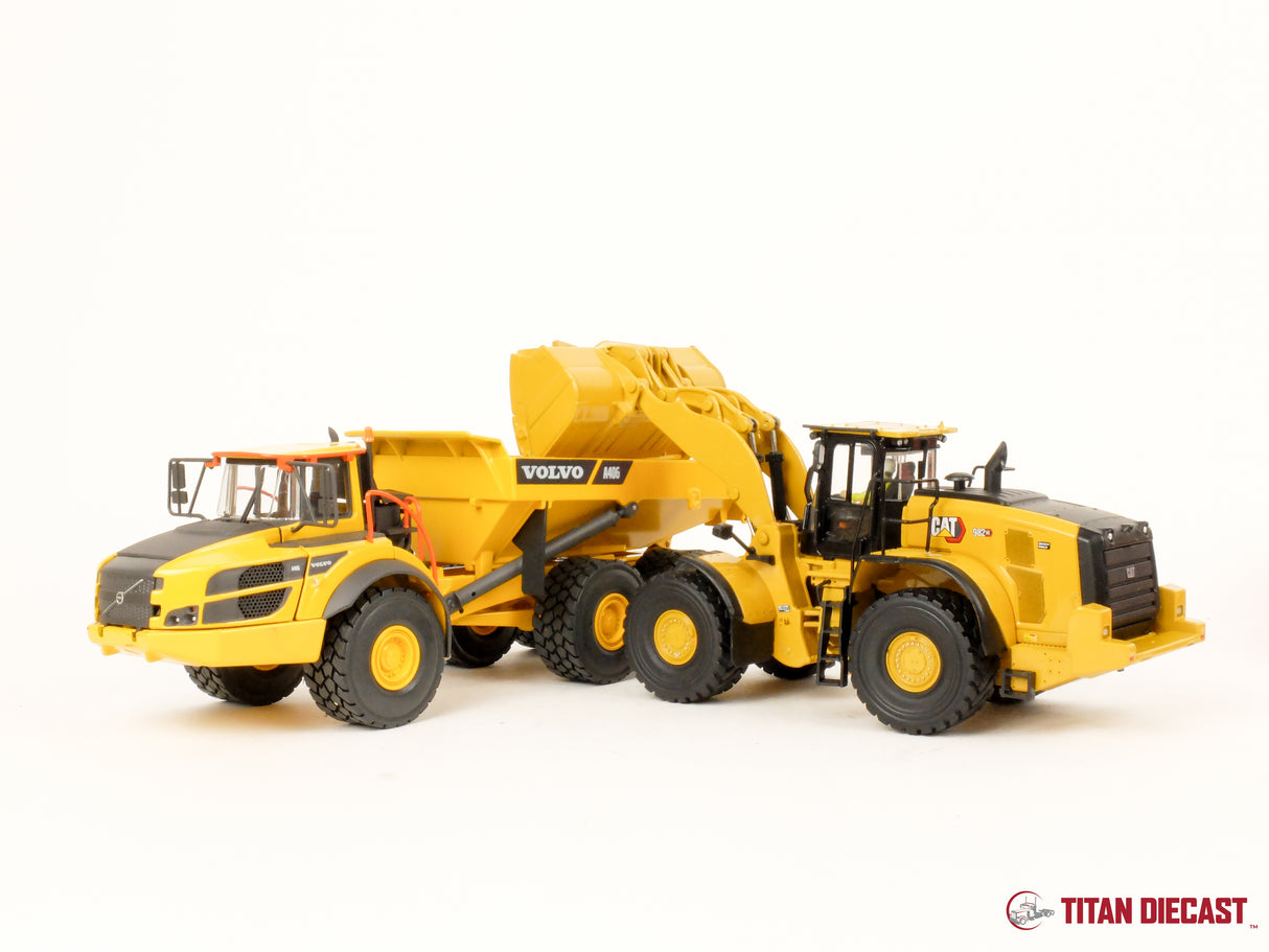 JUST ARRIVED! 1/50 Scale Diecast Masters Cat 982XE Wheel Loader