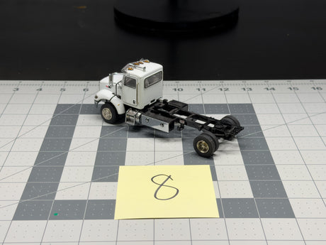 Truck 8 | Sword Pete 335 Straight Truck